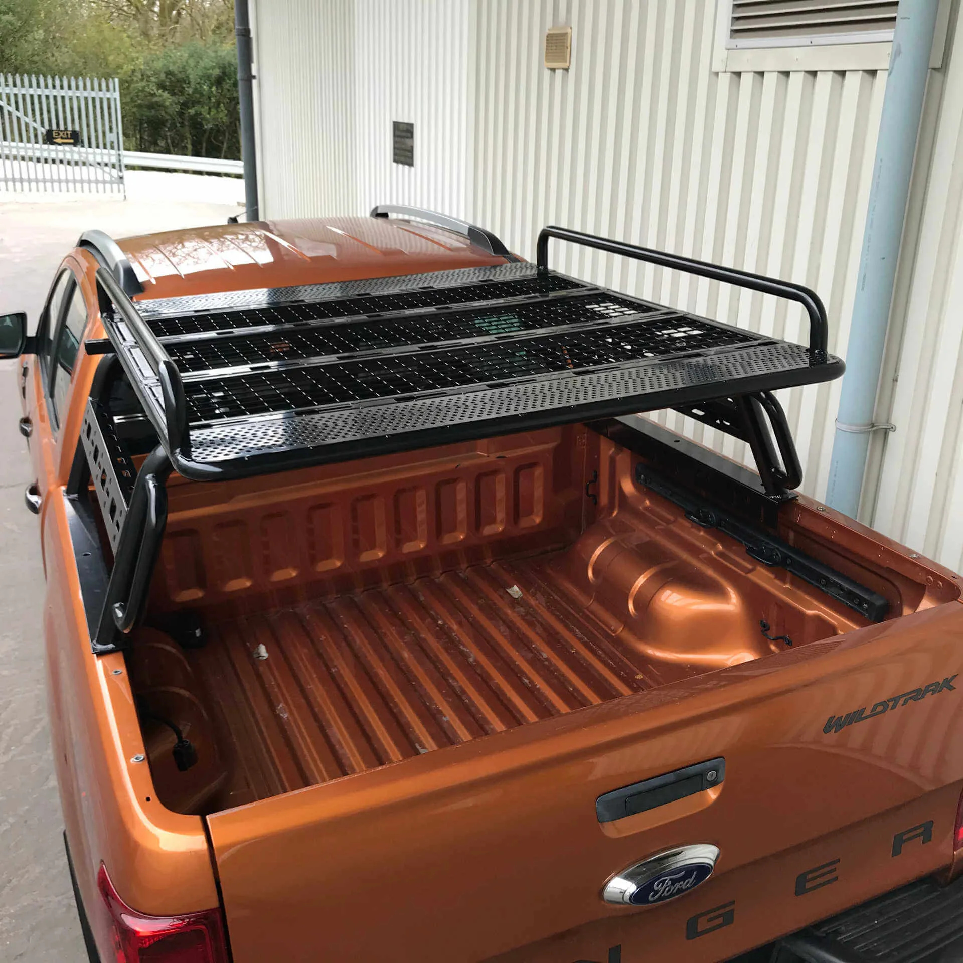 Adjustable Load Bed Cargo Frame with Side Rail Rack for Nissan Navara D40 06-15