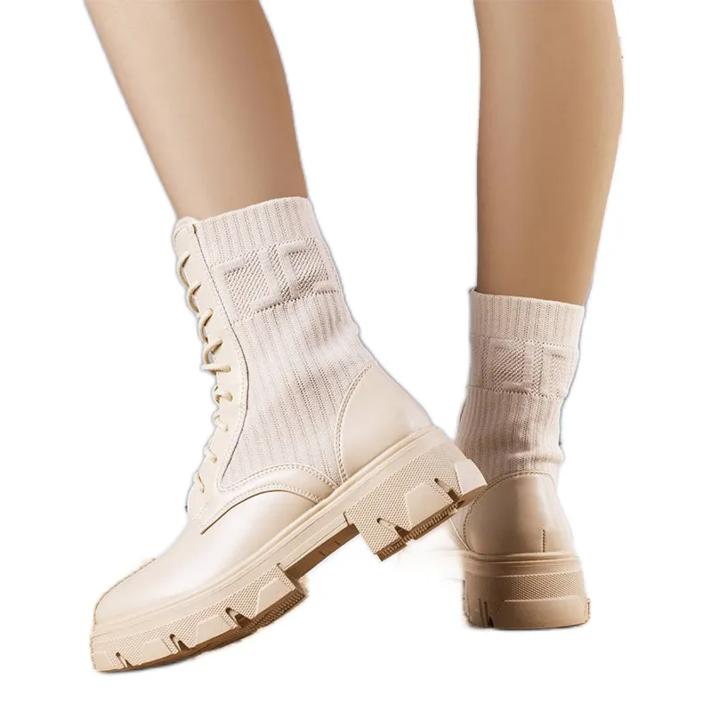 Beige hiking boots from Kori