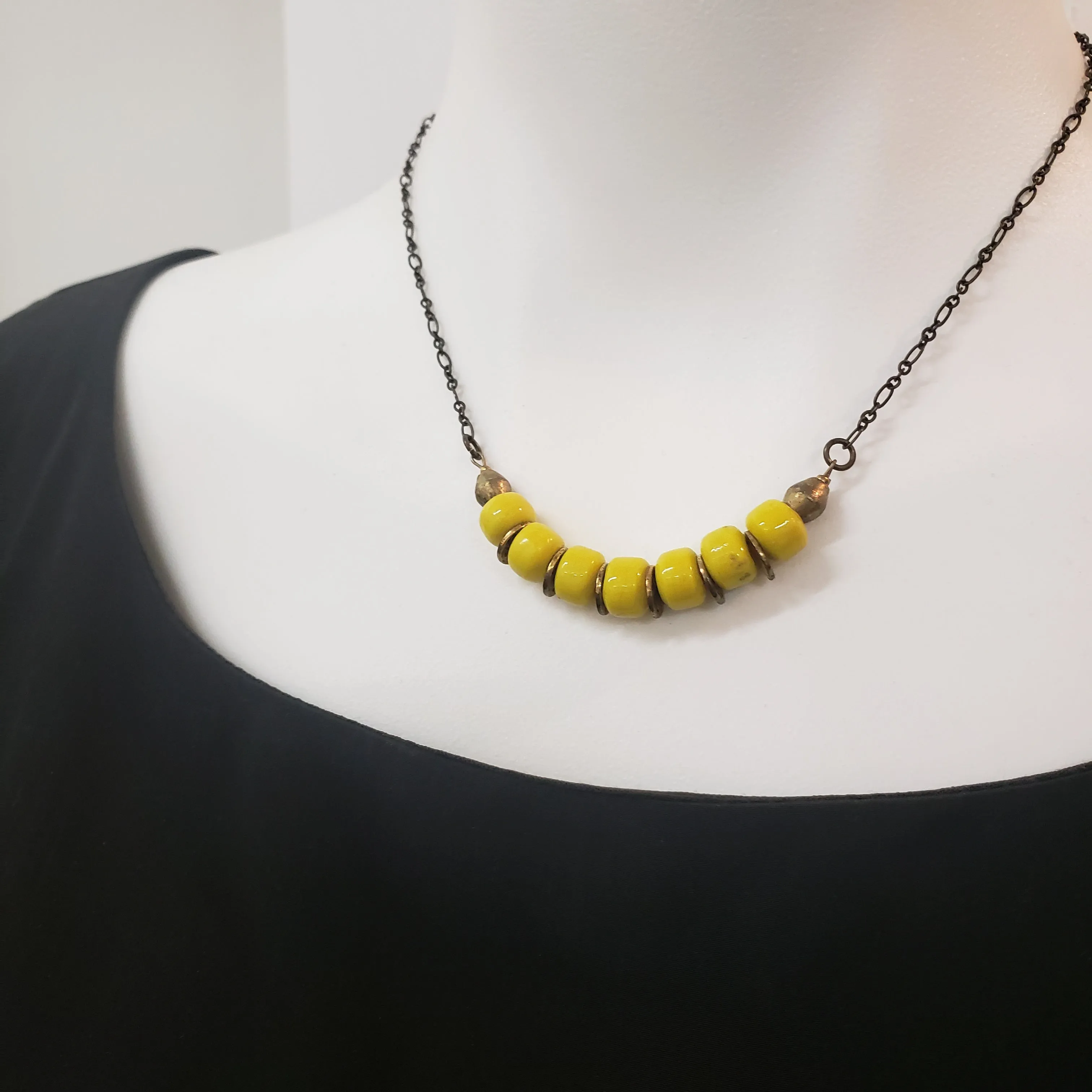 Crow Bead Layer Necklace - Yellow