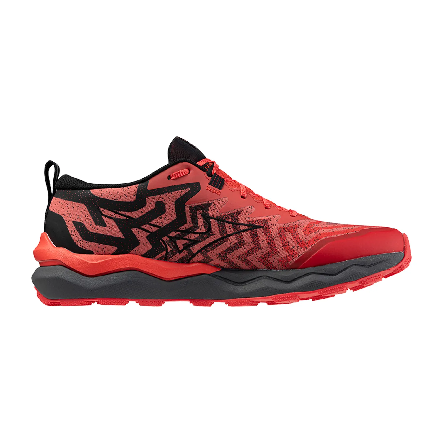 Mizuno Wave Daichi 8  Cayenne/Black/High Risk Red