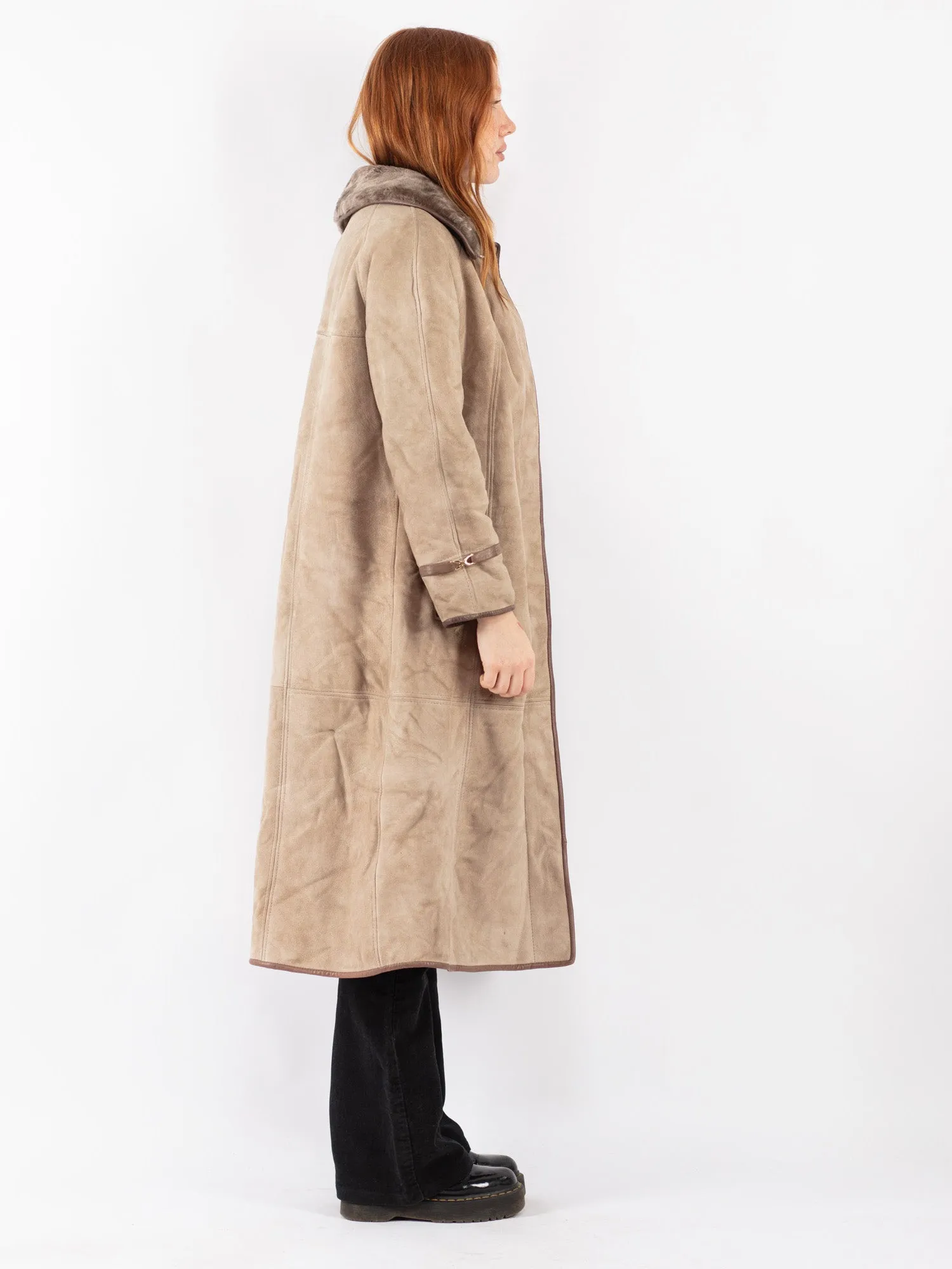 Vintage 80's Women Sheepskin Coat in Beige